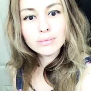 Meet your Posher, Christine